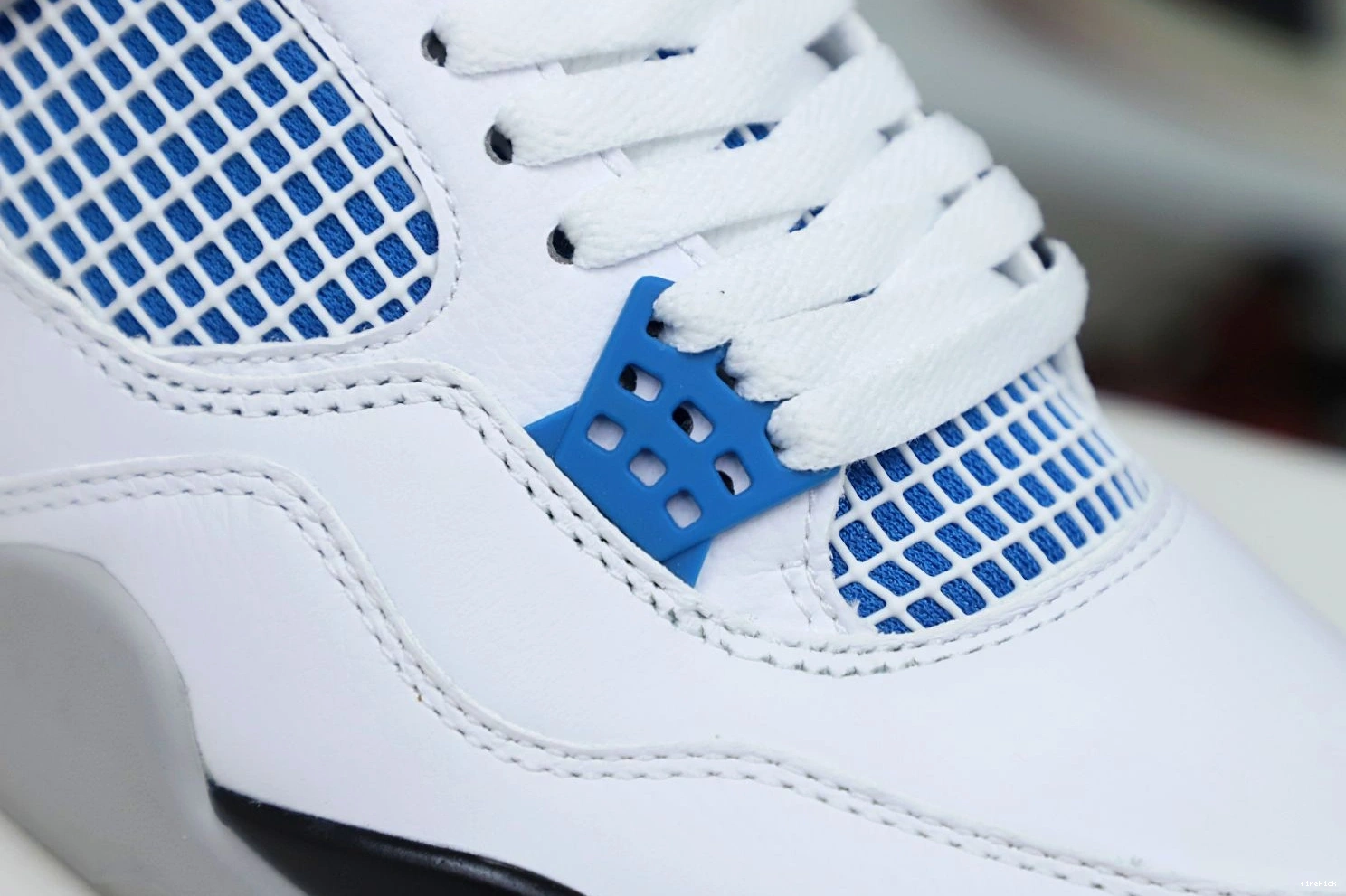 Jordan Air Jordan4 retro the4 what se 0117